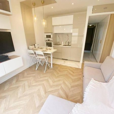 Appartement 2P Idealement Place Juan Les Pins エクステリア 写真