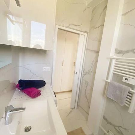 Appartement 2P Idealement Place Juan Les Pins エクステリア 写真