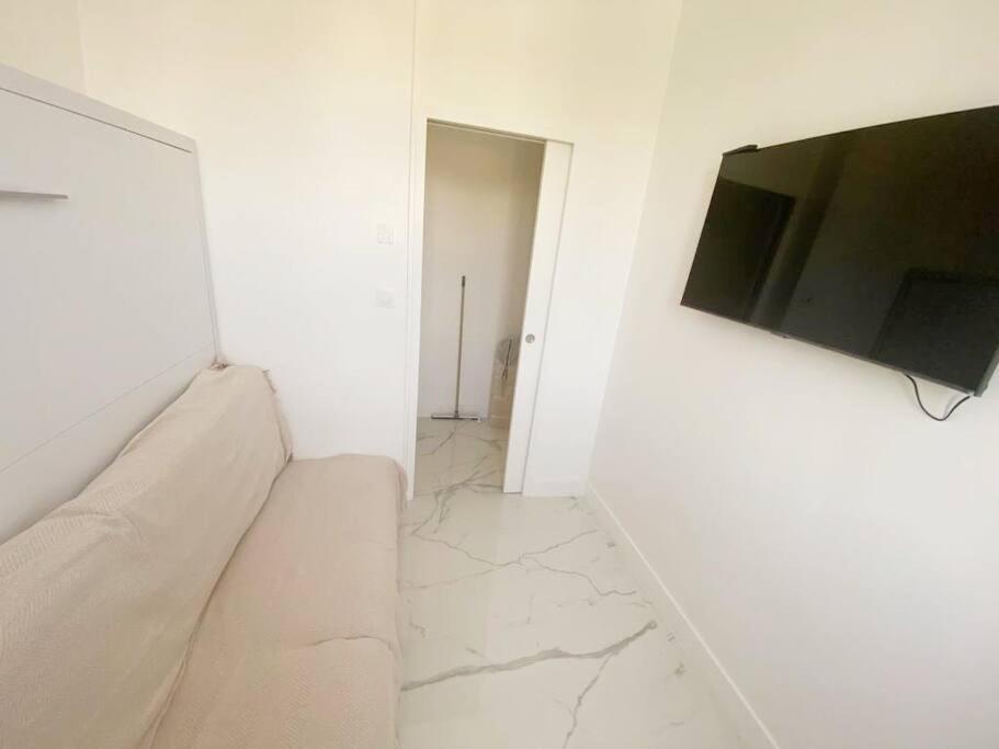 Appartement 2P Idealement Place Juan Les Pins エクステリア 写真